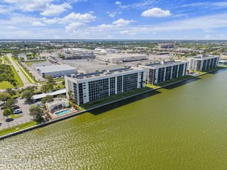 300 S Sykes Creek Parkway 204, Merritt Island, FL 32952