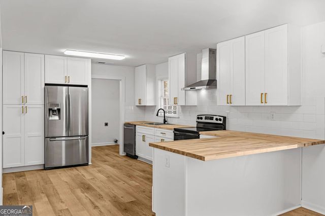 3993 Brookcrest Circle, Decatur, GA 30032