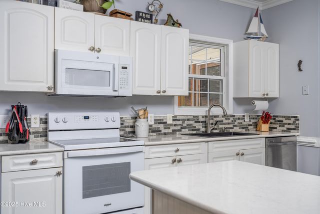 312 Cape Fear Loop, Emerald Isle, NC 28594