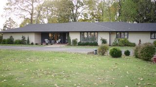 719 N Pine Street, Marshfield, MO 65706