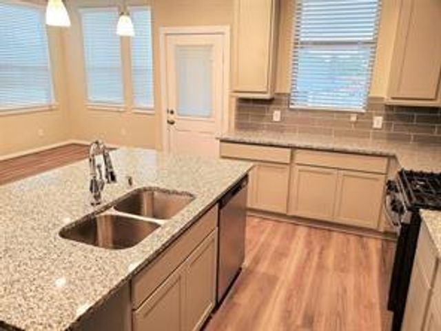 2522 Manor Valley Lane, Missouri City, TX 77459