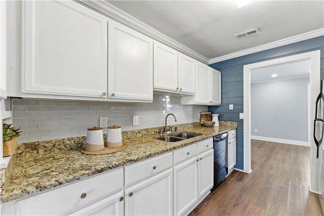 1567 Paces Ferry North SE Drive, Smyrna, GA 30080