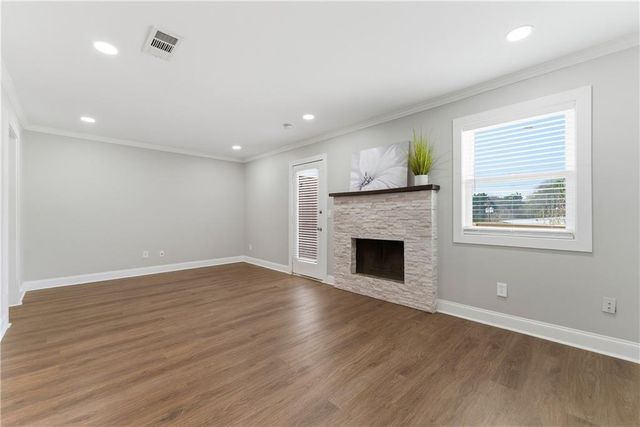 1567 Paces Ferry North SE Drive, Smyrna, GA 30080