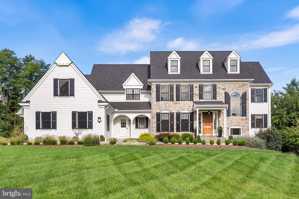 2 BARNWOOD CIR, MALVERN, PA 19355 — exterior