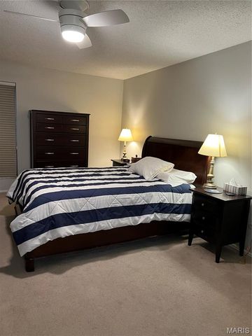 572 Coeur de Royale 103, Creve Coeur, MO 63141