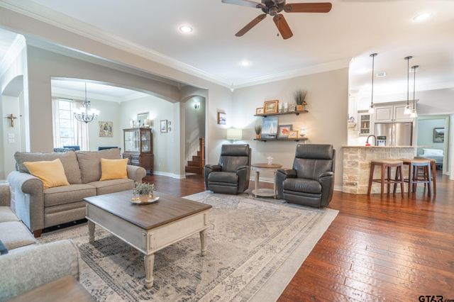 23618 Lakeview Dr, Bullard, TX 75757