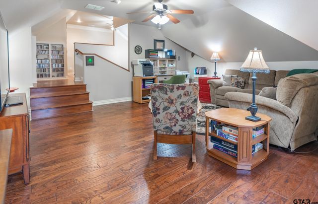 23618 Lakeview Dr, Bullard, TX 75757