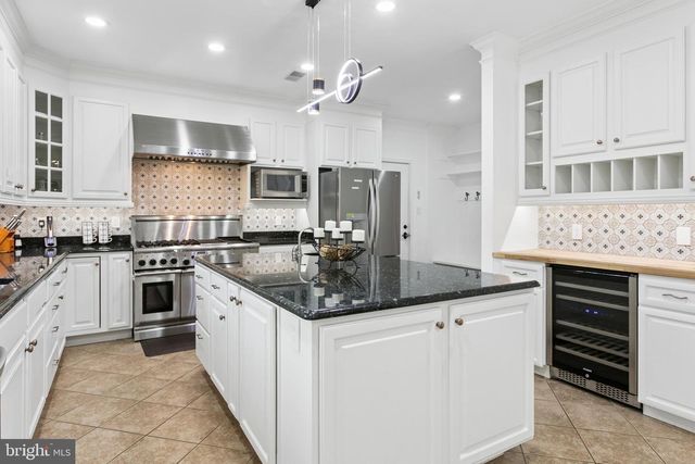 1101 MOUNTAIN RD, Haymarket, VA 20169