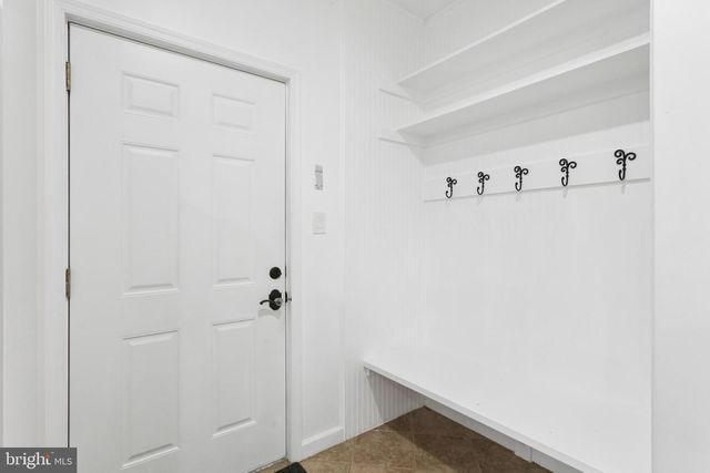 1101 MOUNTAIN RD, Haymarket, VA 20169