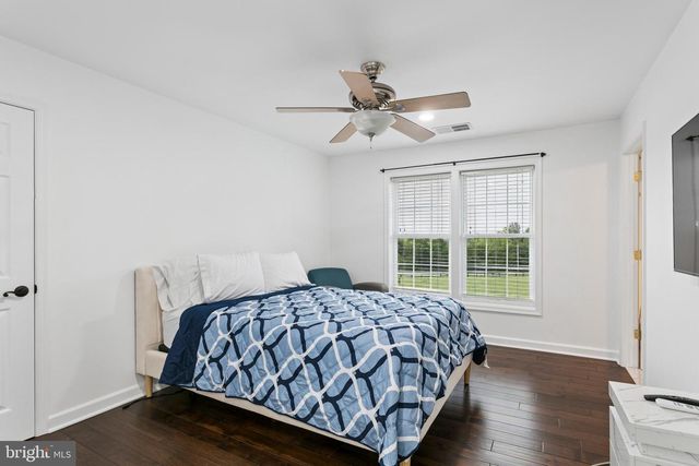 1101 MOUNTAIN RD, Haymarket, VA 20169