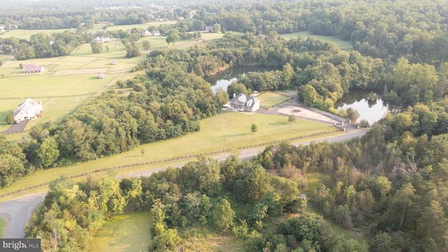 1101 MOUNTAIN RD, Haymarket, VA 20169