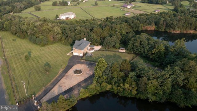 1101 MOUNTAIN RD, Haymarket, VA 20169