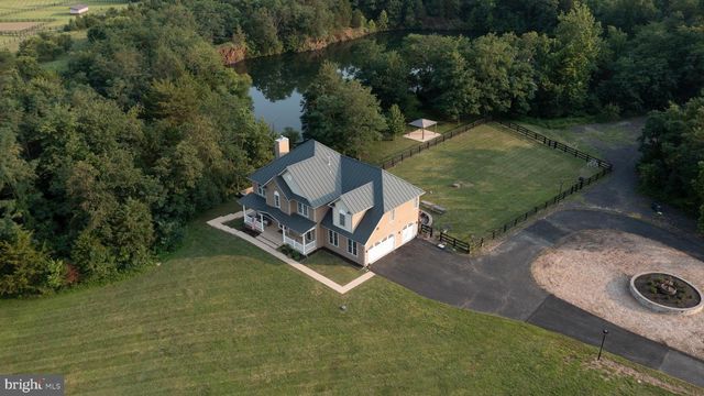 1101 MOUNTAIN RD, Haymarket, VA 20169