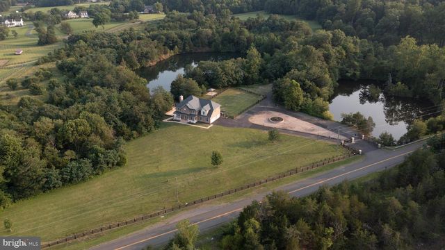 1101 MOUNTAIN RD, Haymarket, VA 20169