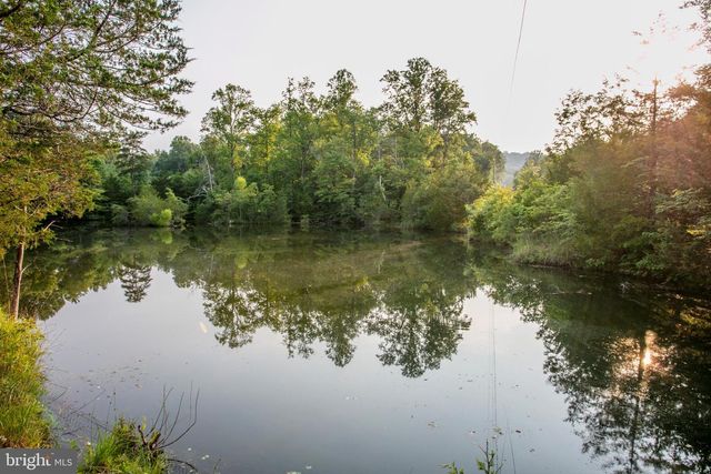 1101 MOUNTAIN RD, Haymarket, VA 20169