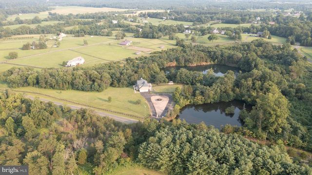 1101 MOUNTAIN RD, Haymarket, VA 20169