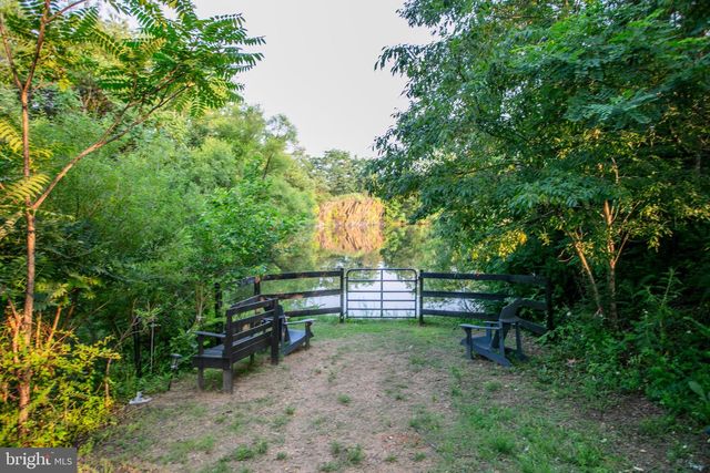 1101 MOUNTAIN RD, Haymarket, VA 20169