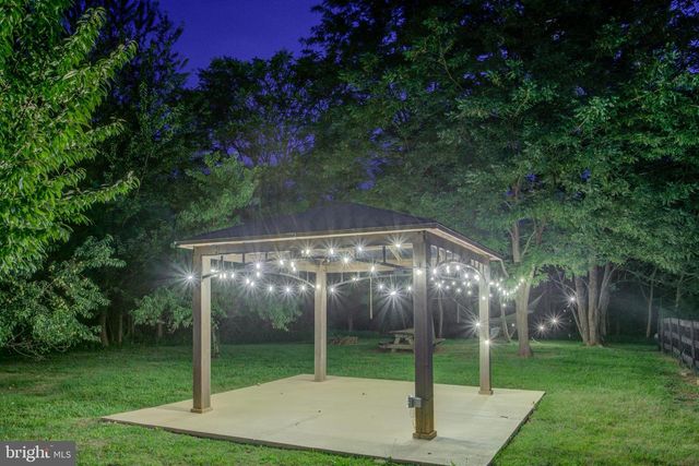 1101 MOUNTAIN RD, Haymarket, VA 20169
