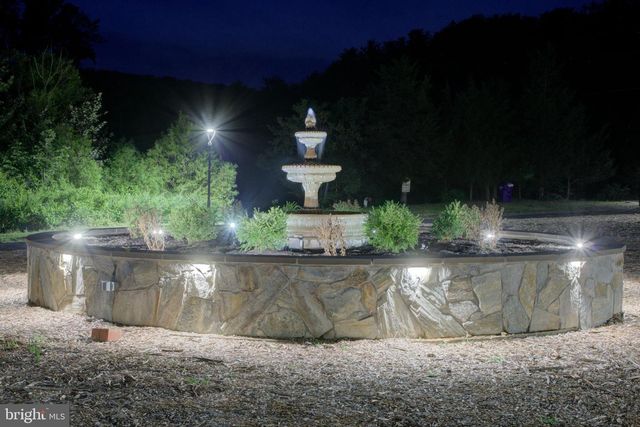 1101 MOUNTAIN RD, Haymarket, VA 20169