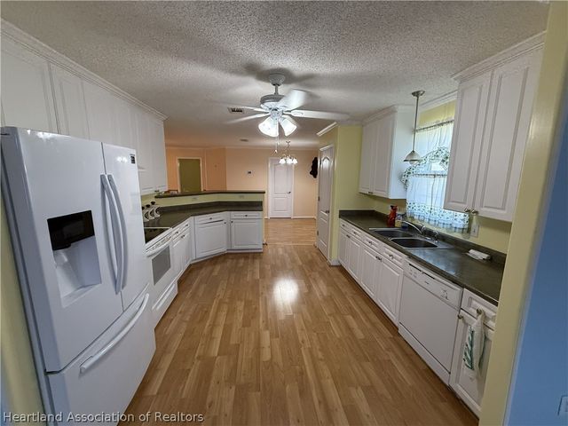 2505 Sunset Drive, Sebring, FL 33870