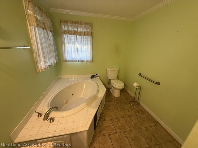 2505 Sunset Drive, Sebring, FL 33870