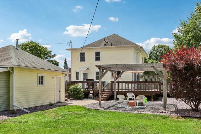 1401 Oakland Avenue, Janesville, WI 53545