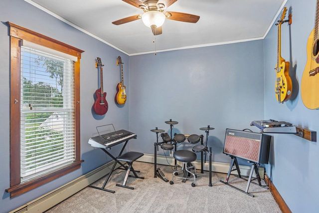 1401 Oakland Avenue, Janesville, WI 53545
