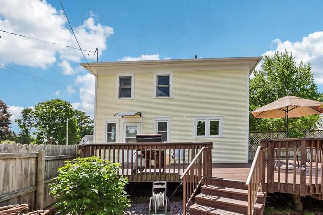 1401 Oakland Avenue, Janesville, WI 53545