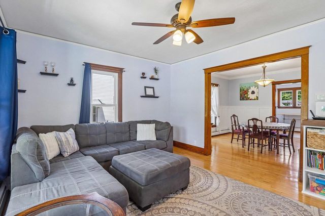 1401 Oakland Avenue, Janesville, WI 53545