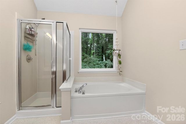 3600 Briarthorne Drive, Charlotte, NC 28269