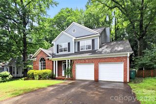 3600 Briarthorne Drive, Charlotte, NC 28269