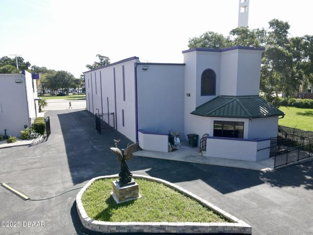 240 N Ridgewood Avenue, Daytona Beach, FL 32114