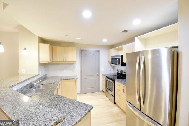 390 17th Street NW #2024, Atlanta, GA 30363