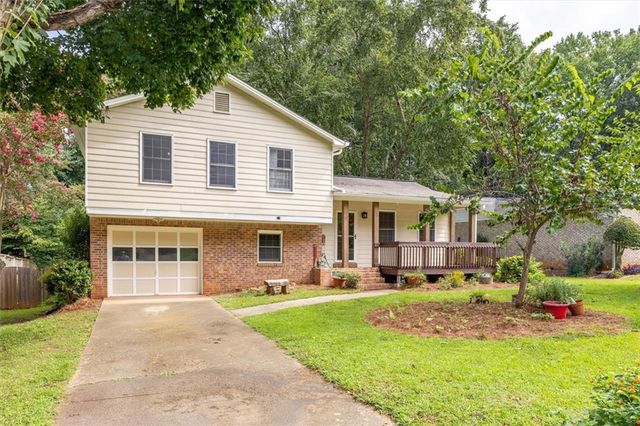 4146 Duesenberg Drive, Tucker, GA 30084