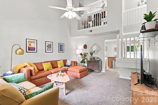 10171 Reindeer Way Lane, Charlotte, NC 28216