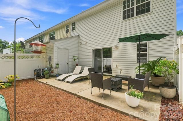 10171 Reindeer Way Lane, Charlotte, NC 28216