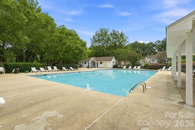 10171 Reindeer Way Lane, Charlotte, NC 28216