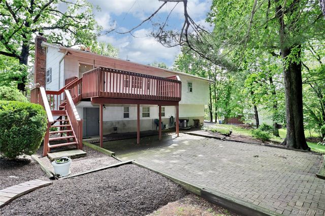 22 Sterling Road, Spring Valley, NY 10977
