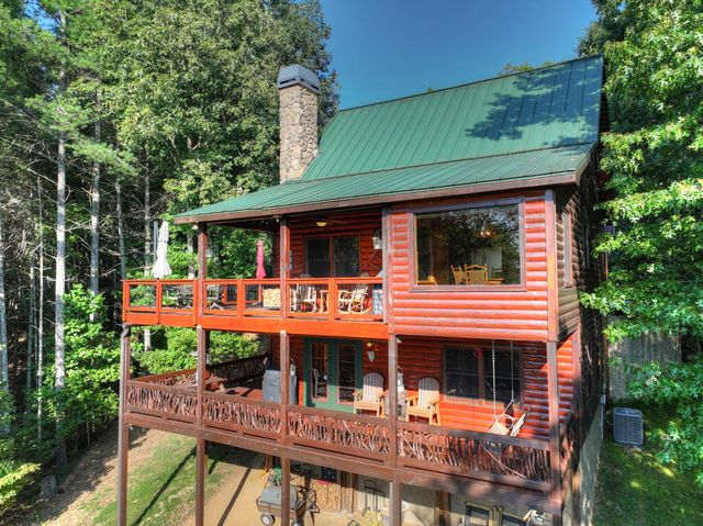 16 Mid Mountain Road, Mineral Bluff, GA 30559