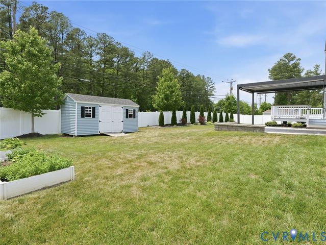 8905 Carters Bridge Ct, Henrico, VA 23228