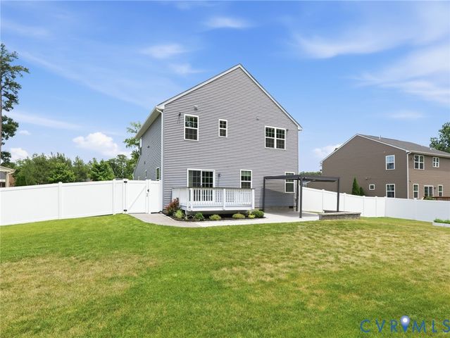 8905 Carters Bridge Ct, Henrico, VA 23228