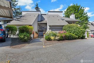 2502 S 317th Street #303, Federal Way, WA 98003