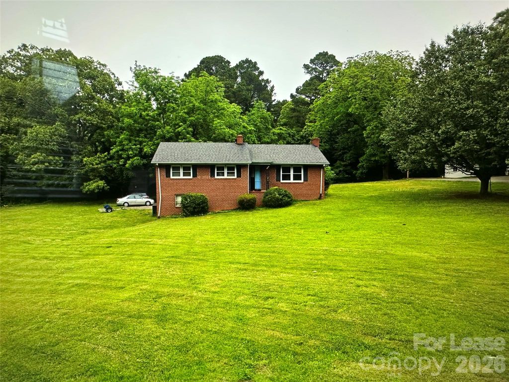 2805 Belmeade Drive, Charlotte, NC 28214