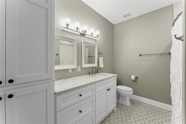 806 S Kade Lane, Lake Charles, LA 70605