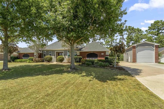 806 S Kade Lane, Lake Charles, LA 70605