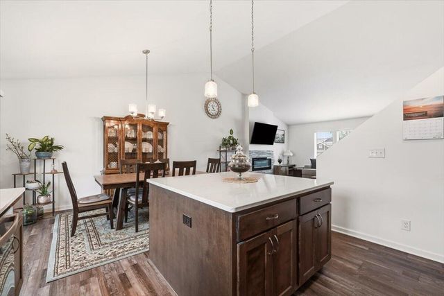 11732 S 113TH Street, Papillion, NE 68046