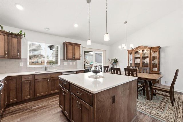 11732 S 113TH Street, Papillion, NE 68046