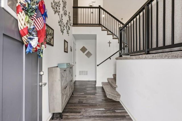 11732 S 113TH Street, Papillion, NE 68046