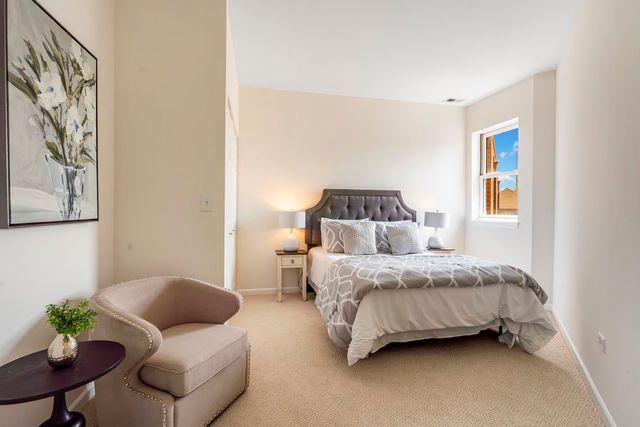1451 S Halsted Street 3B, Chicago, IL 60607