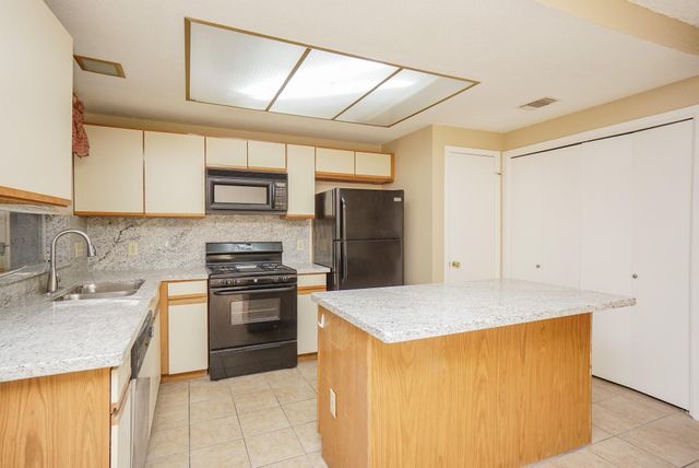 2808 Grants Lake Boulevard 501, Sugar Land, TX 77479